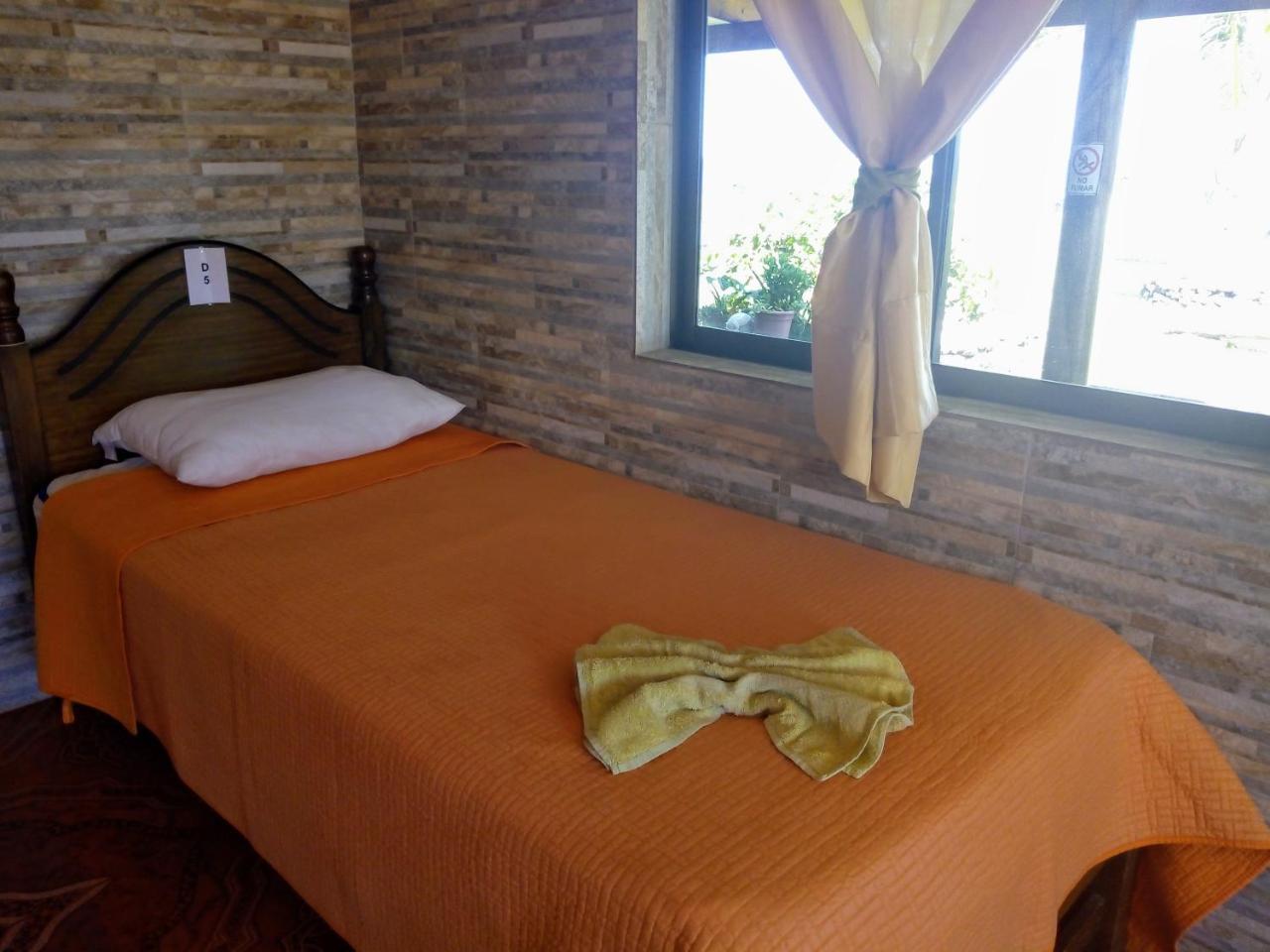 Camping Mihinoa Hotel Hanga Roa Buitenkant foto